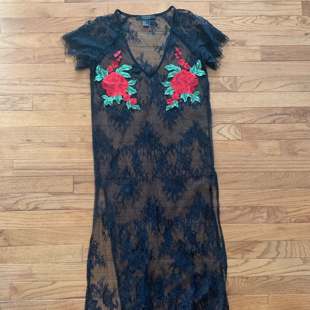 Lace dress
